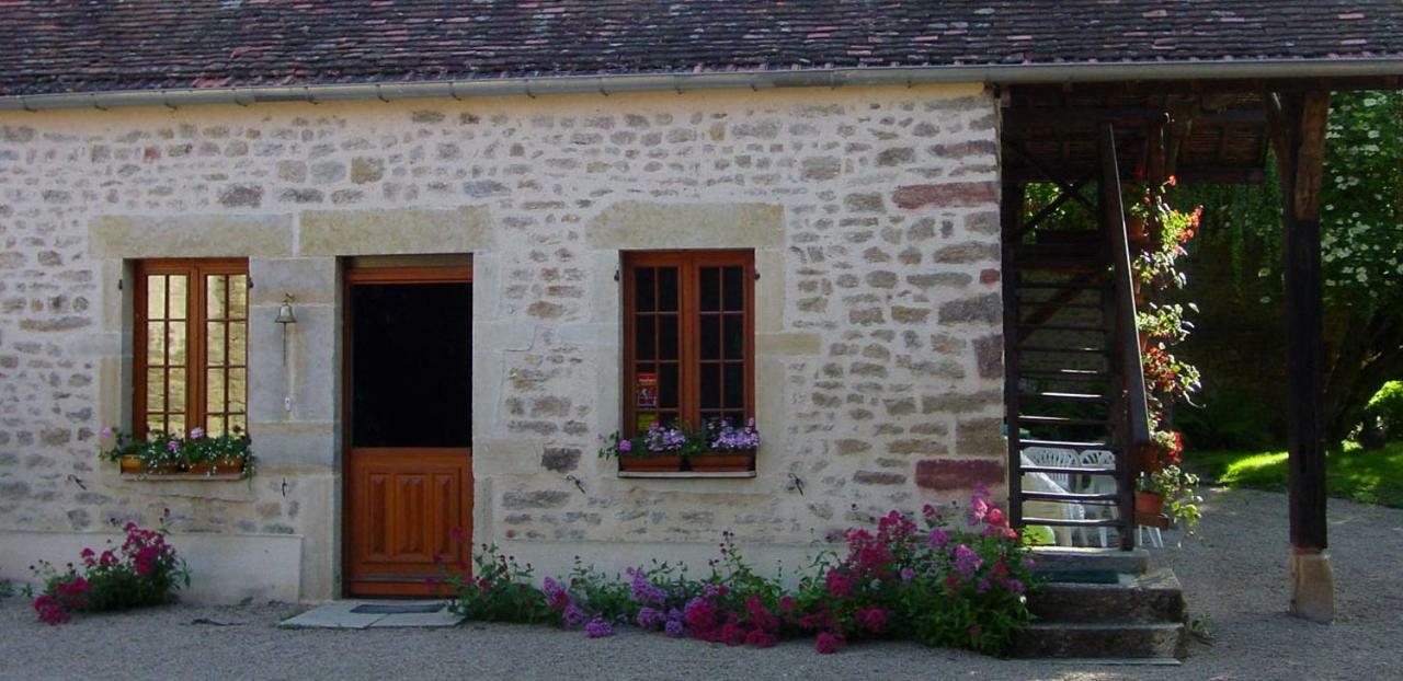 Chambre D'Hotes Ferme De La Forlonge Sauvigny-le-Beureal Esterno foto