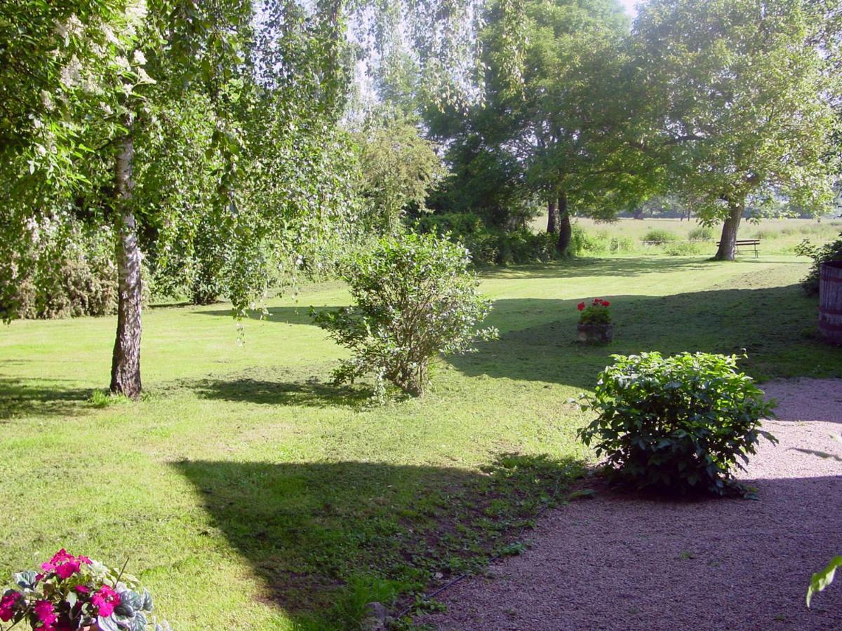Chambre D'Hotes Ferme De La Forlonge Sauvigny-le-Beureal Esterno foto